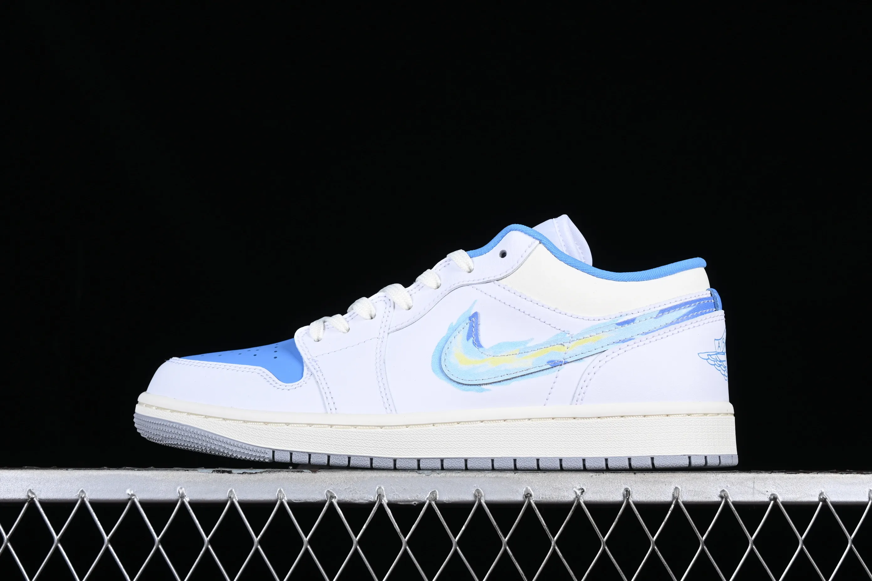 All categories Air Jordan Jordan series basketball shoes Air Jordan 1 Low G version pure original Air Jordan 1 Low "Born To Fly" AJ1 Joe 1 blue and white flame FJ7219-441